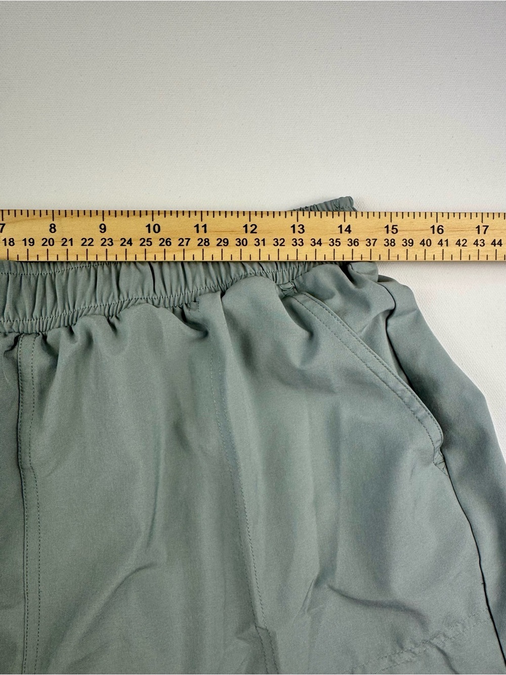 Z by Zella Green Gray Clay Go Ahead Athletic Shorts Elastic Waist Lightweight M - Picture 6 of 7